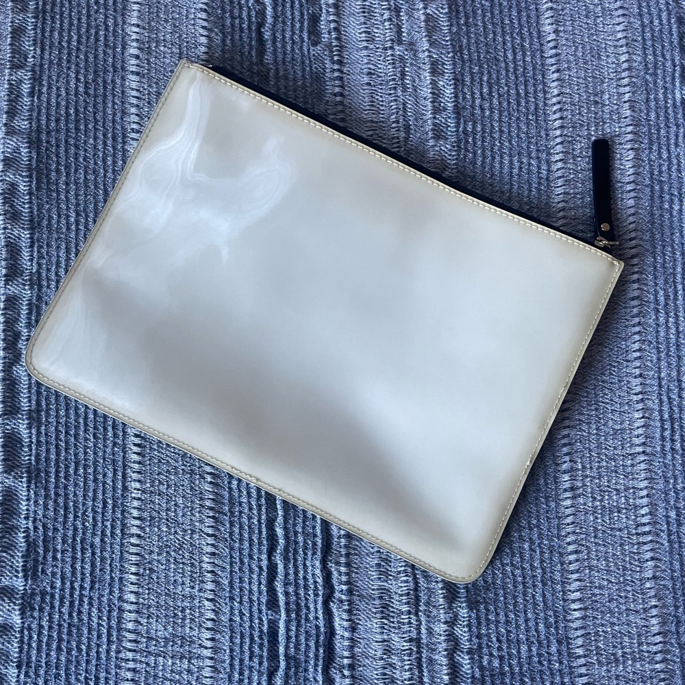 Kate Spade Hologram Winking Zip Cluth - Picture 12 of 15